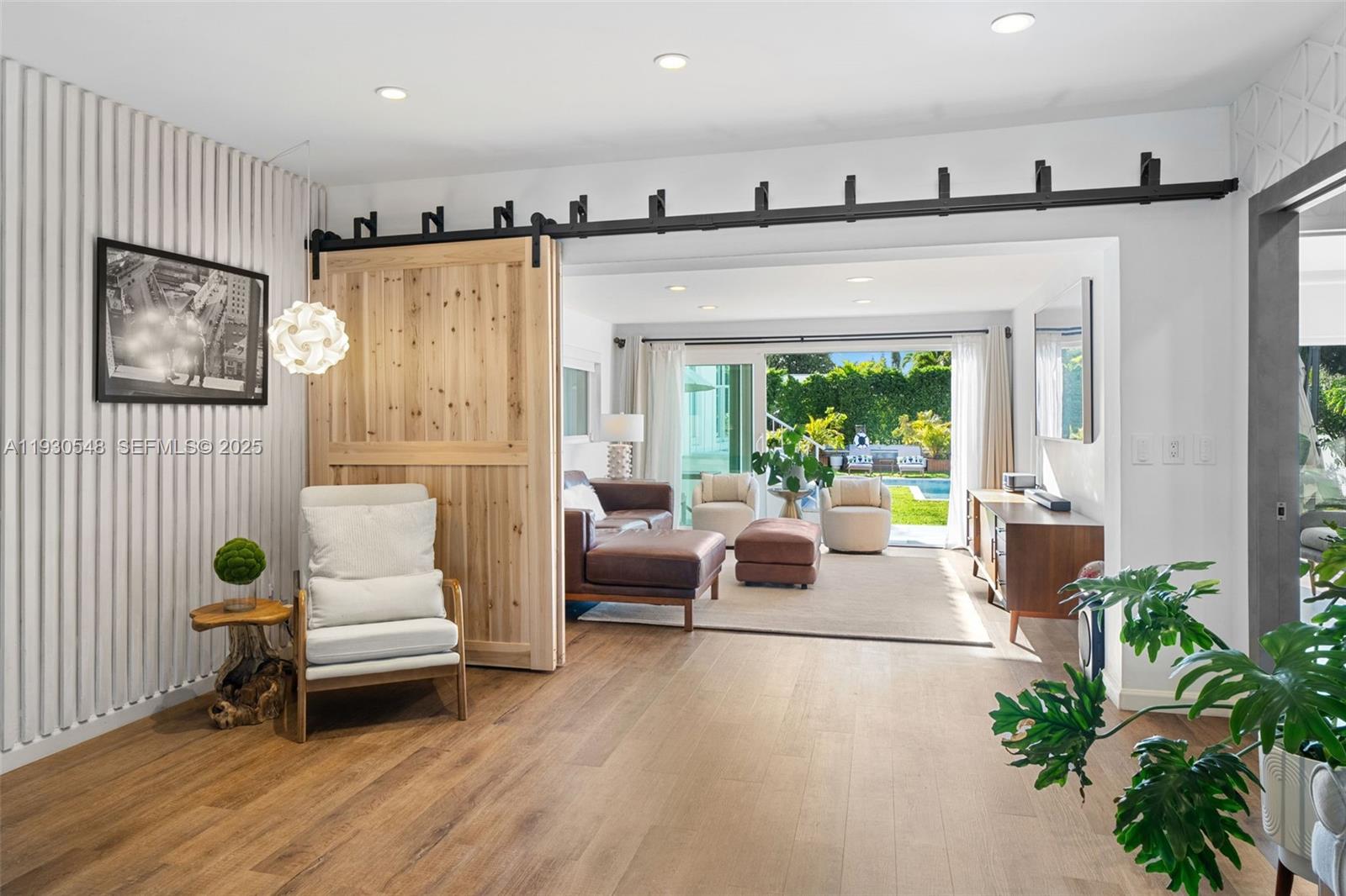 BISCAYNE POINT - Residential