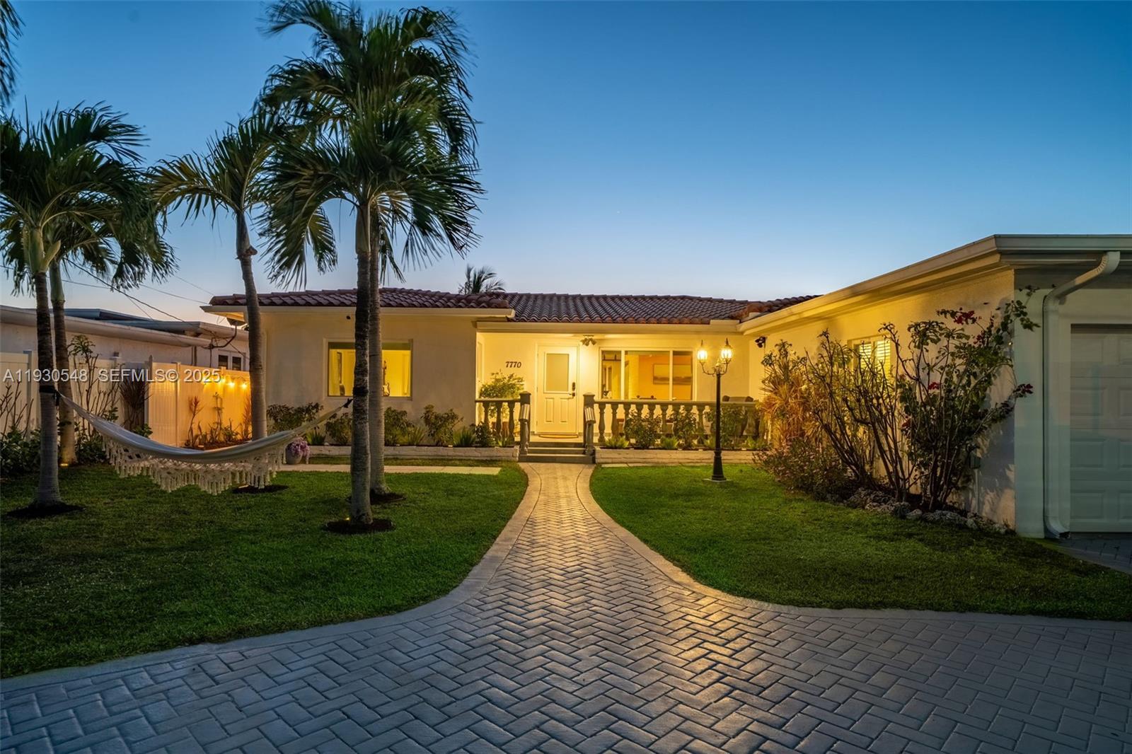 BISCAYNE POINT - Residential