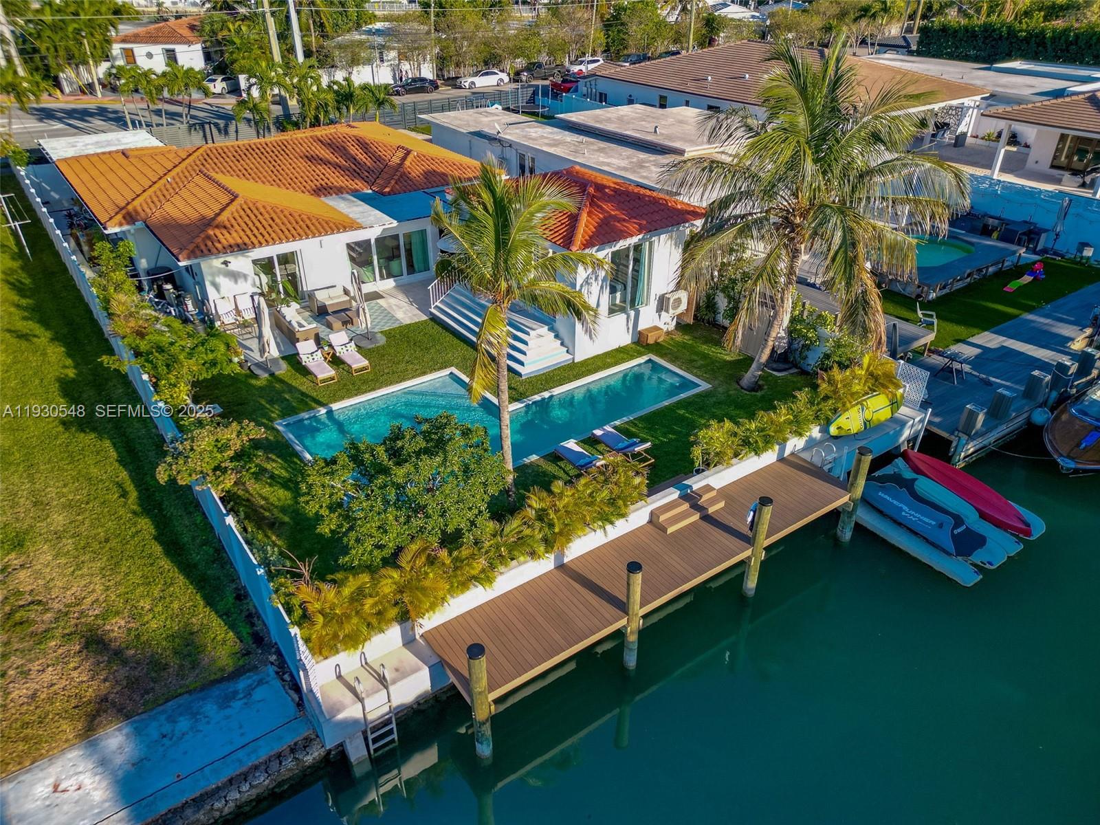 BISCAYNE POINT - Residential