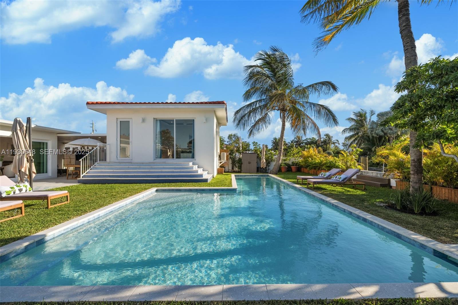 BISCAYNE POINT - Residential