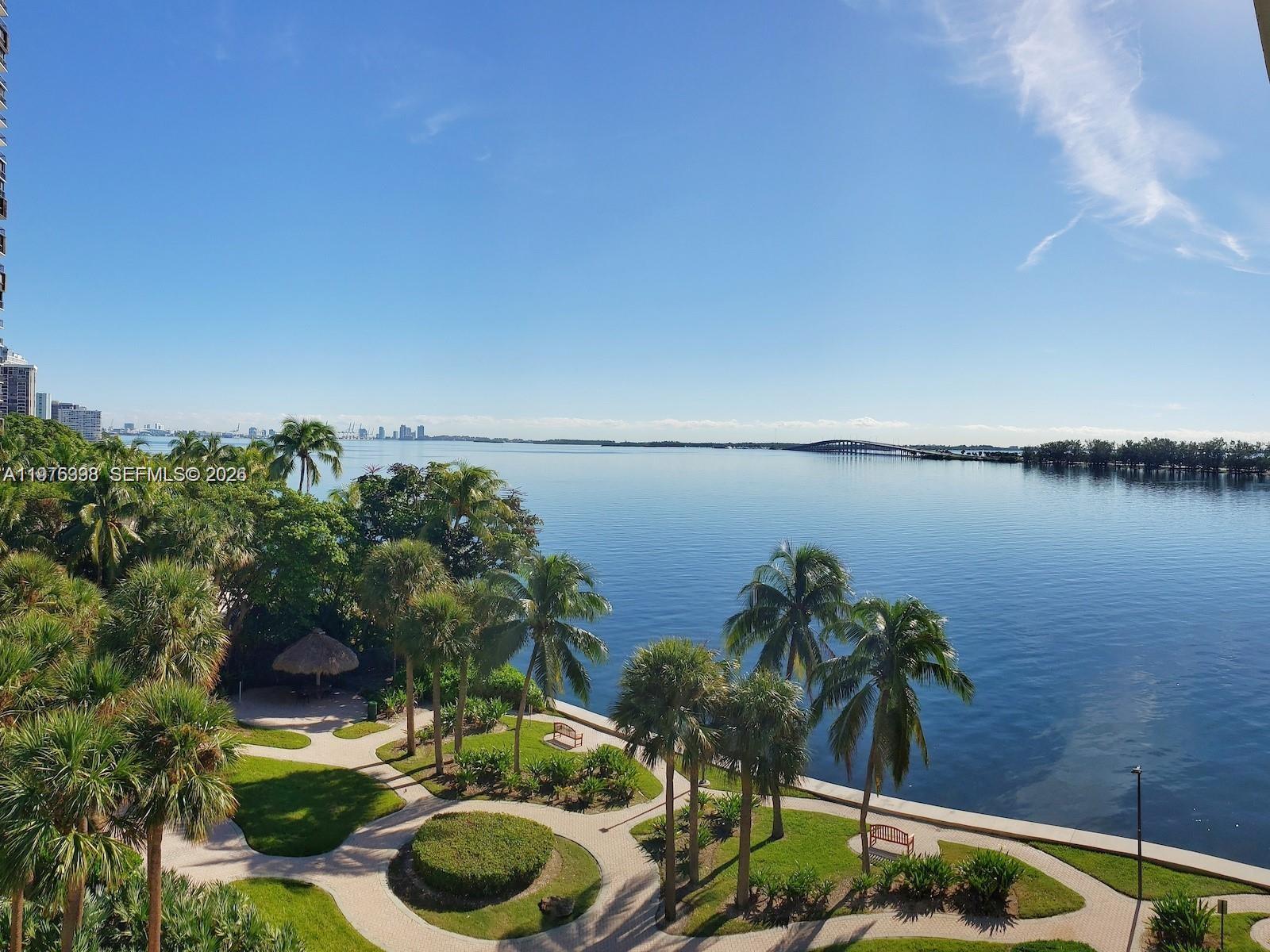 2451 Brickell Ave 18F