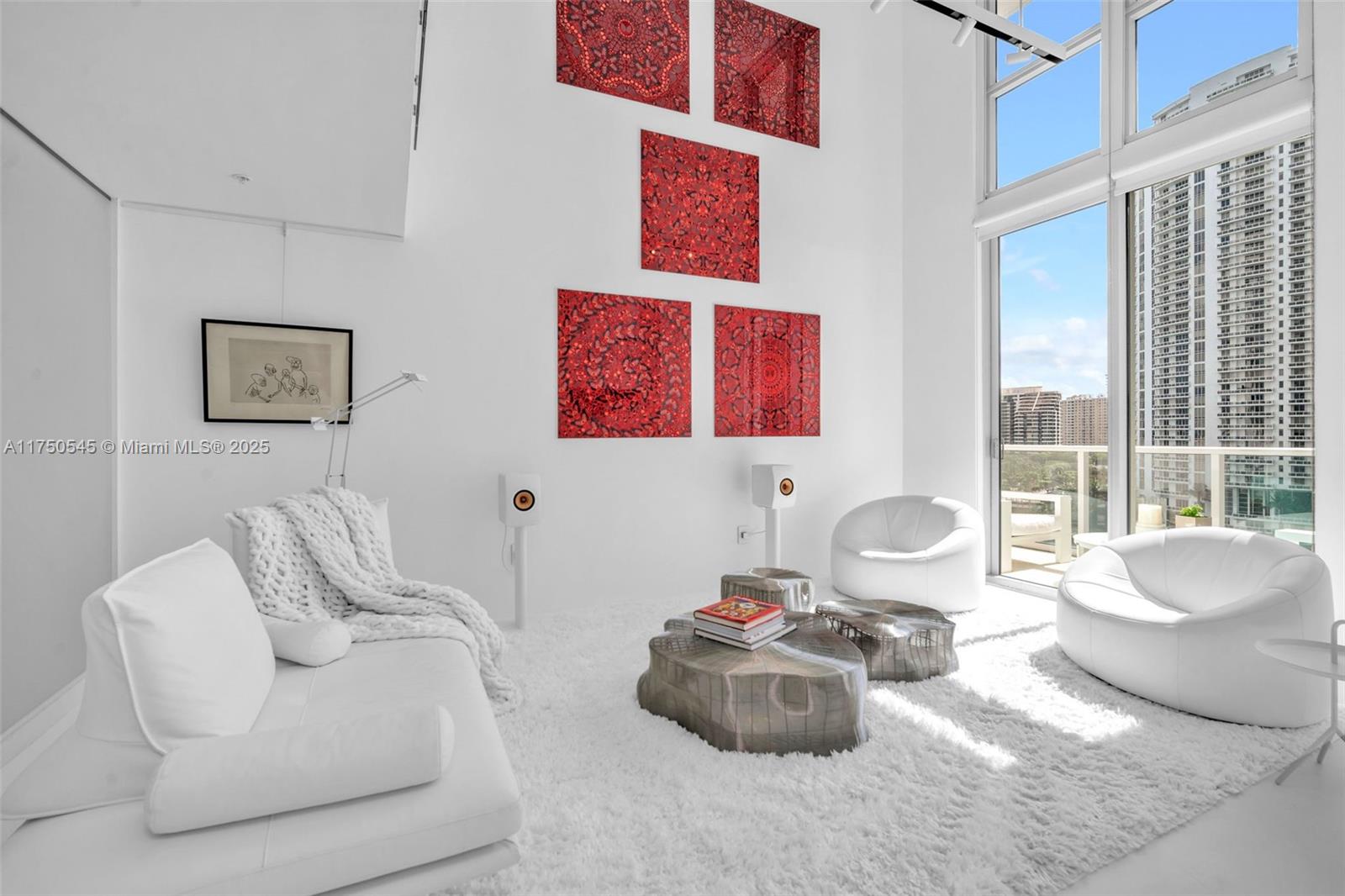 MET 1 CONDO - Residential