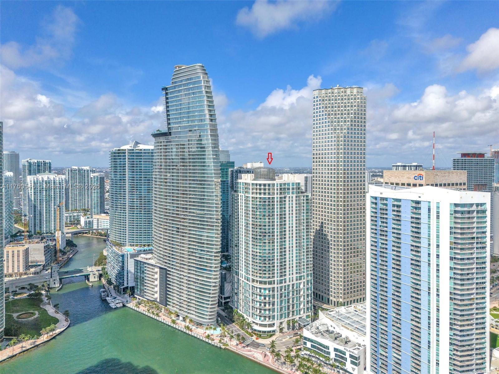 MET 1 CONDO - Residential