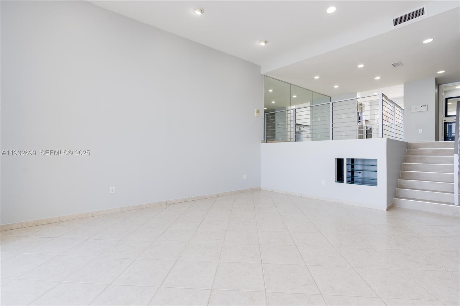 VILLAS ON THE BAY CONDO - Residential Lease