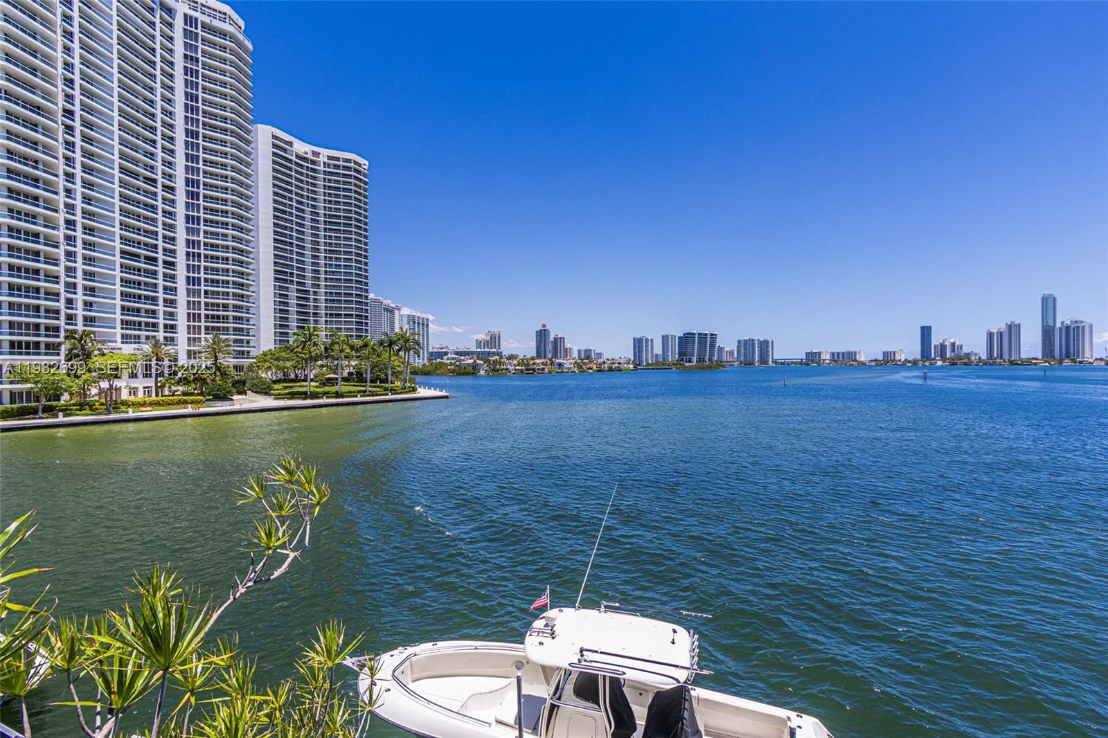 VILLAS ON THE BAY CONDO - Residential Lease