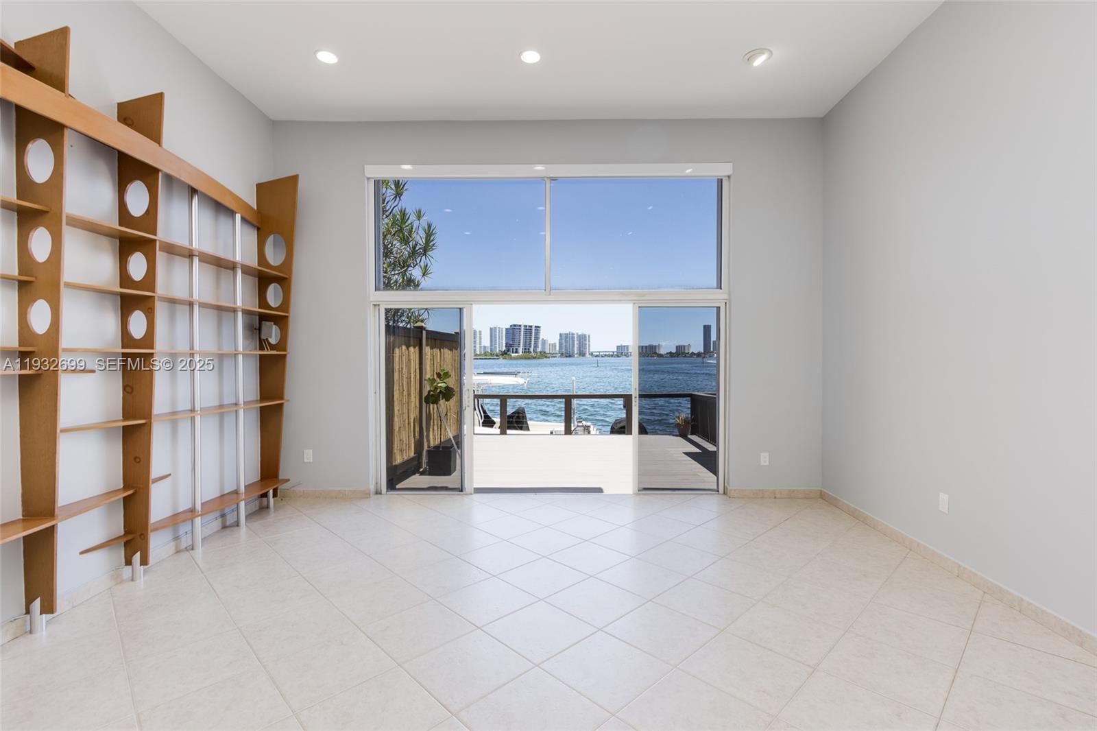 VILLAS ON THE BAY CONDO - Residential Lease