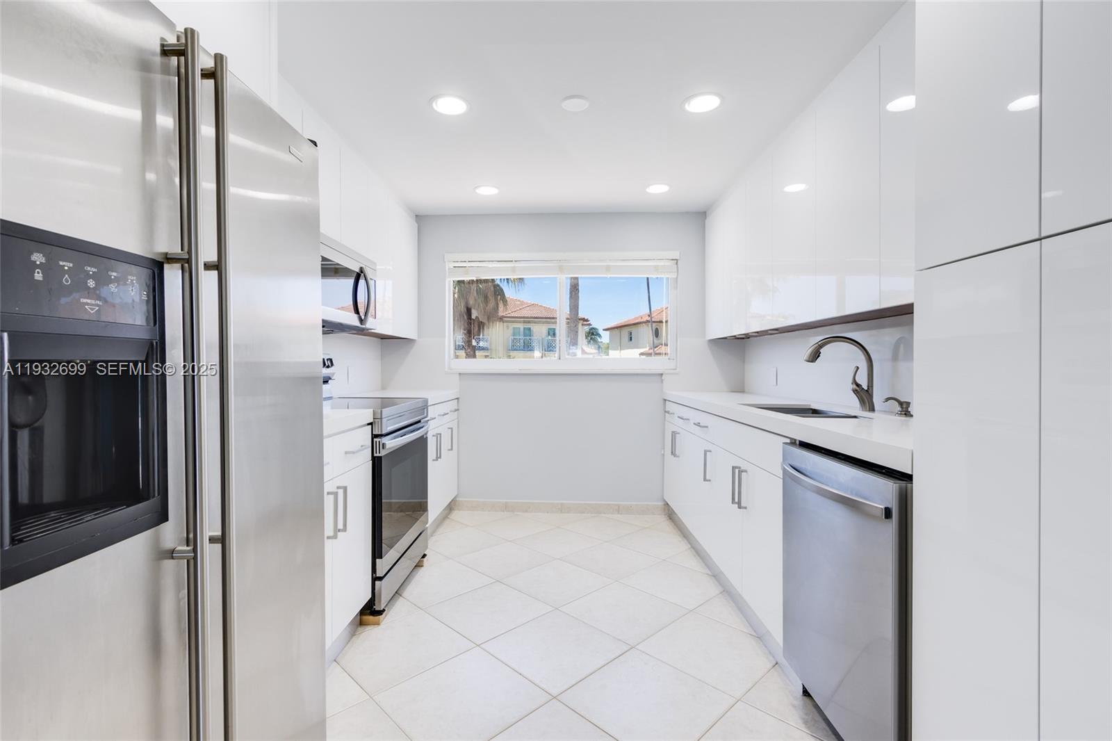 VILLAS ON THE BAY CONDO - Residential Lease