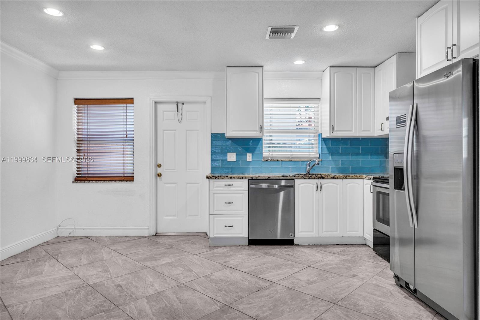 ROYAL TERRACE CONDOMINIUM - Residential