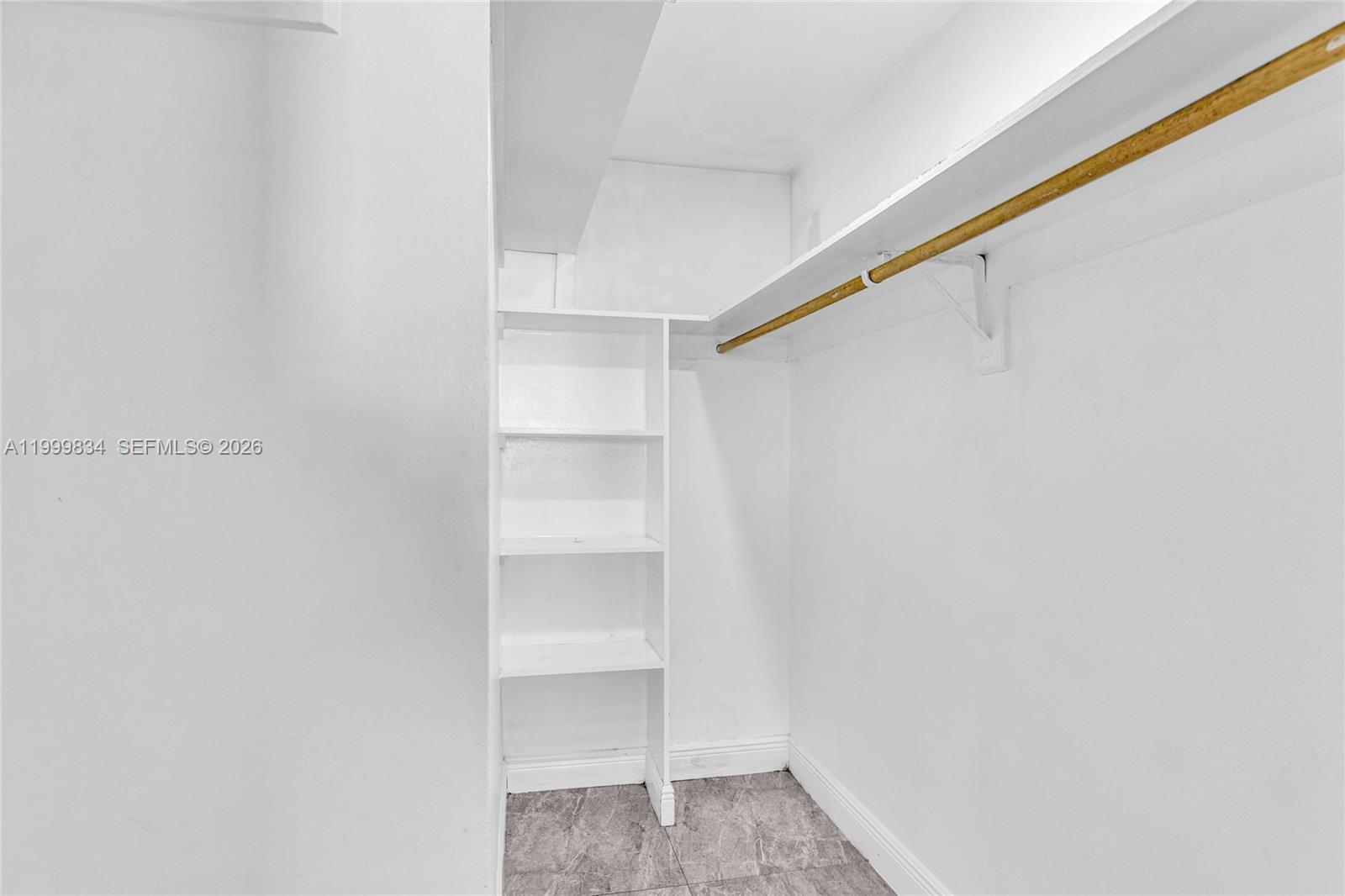 ROYAL TERRACE CONDOMINIUM - Residential