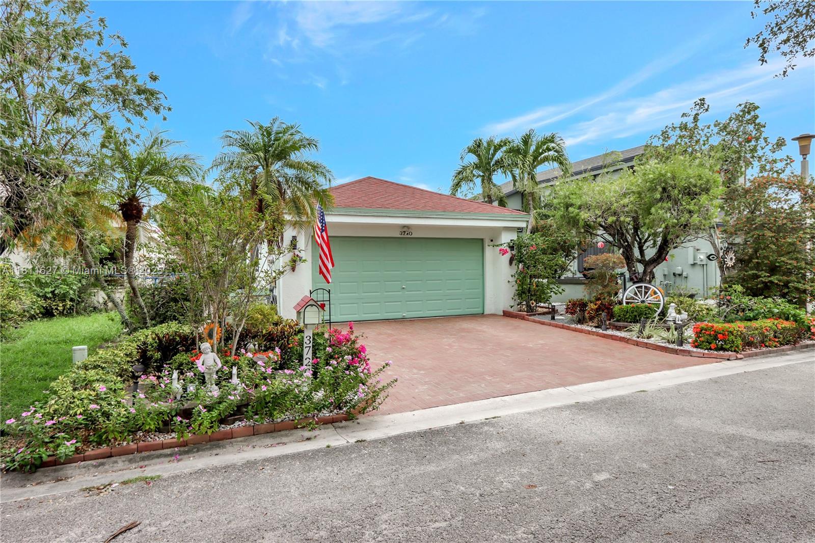 Property for Sale at 3720 Nw 20th St, Coconut Creek, Broward County, Florida - Bedrooms: 3 
Bathrooms: 2  - $468,000