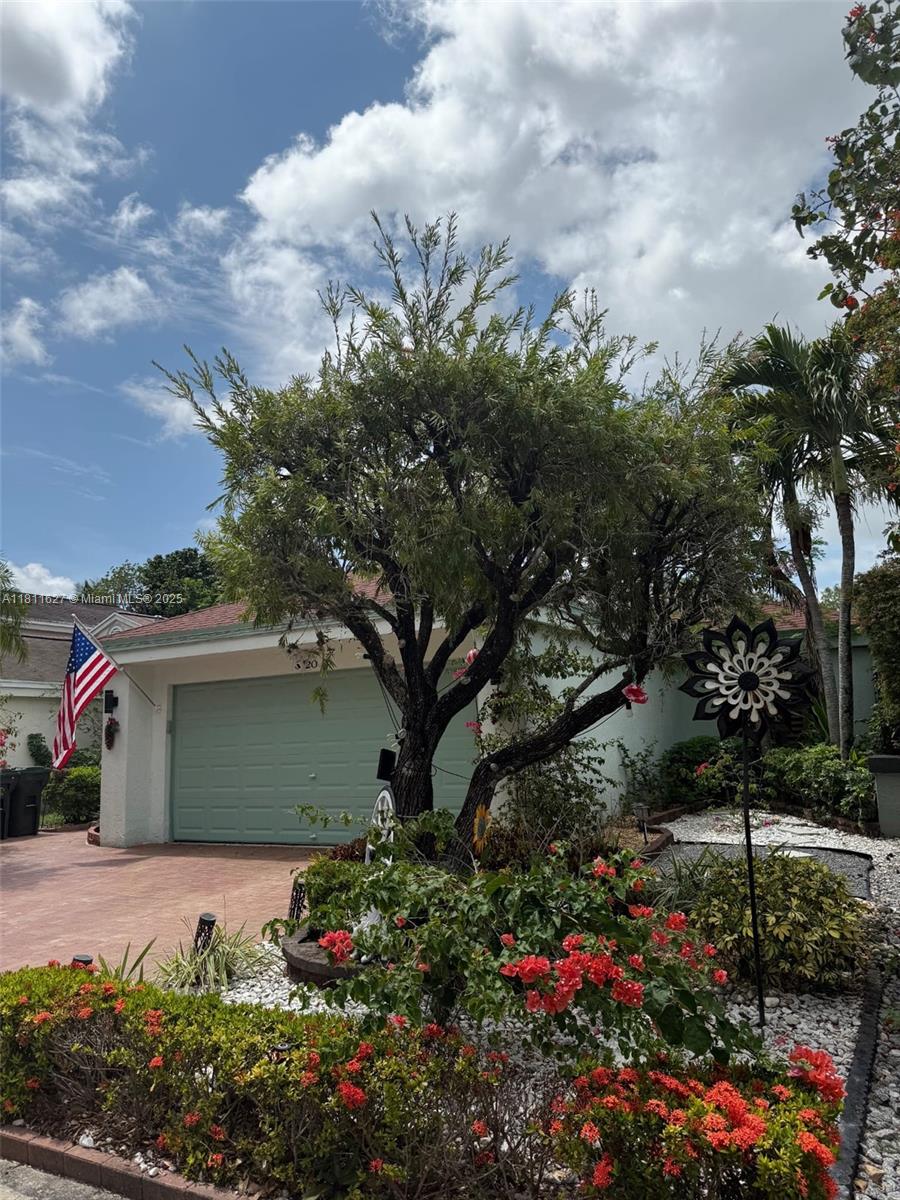 3720 NW 20th St
