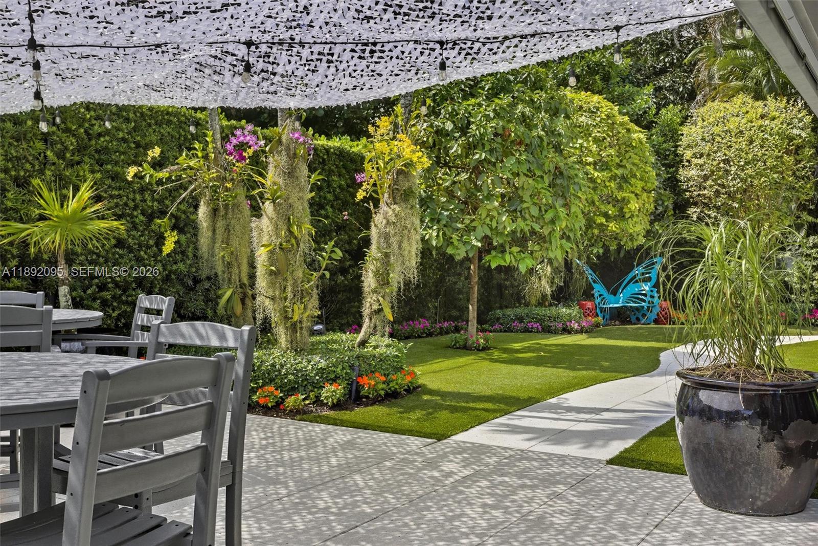 POINSETTIA ESTATES - Residential