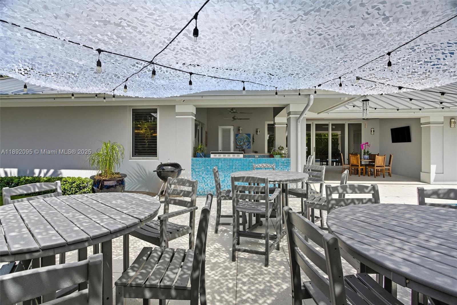 POINSETTIA ESTATES - Residential