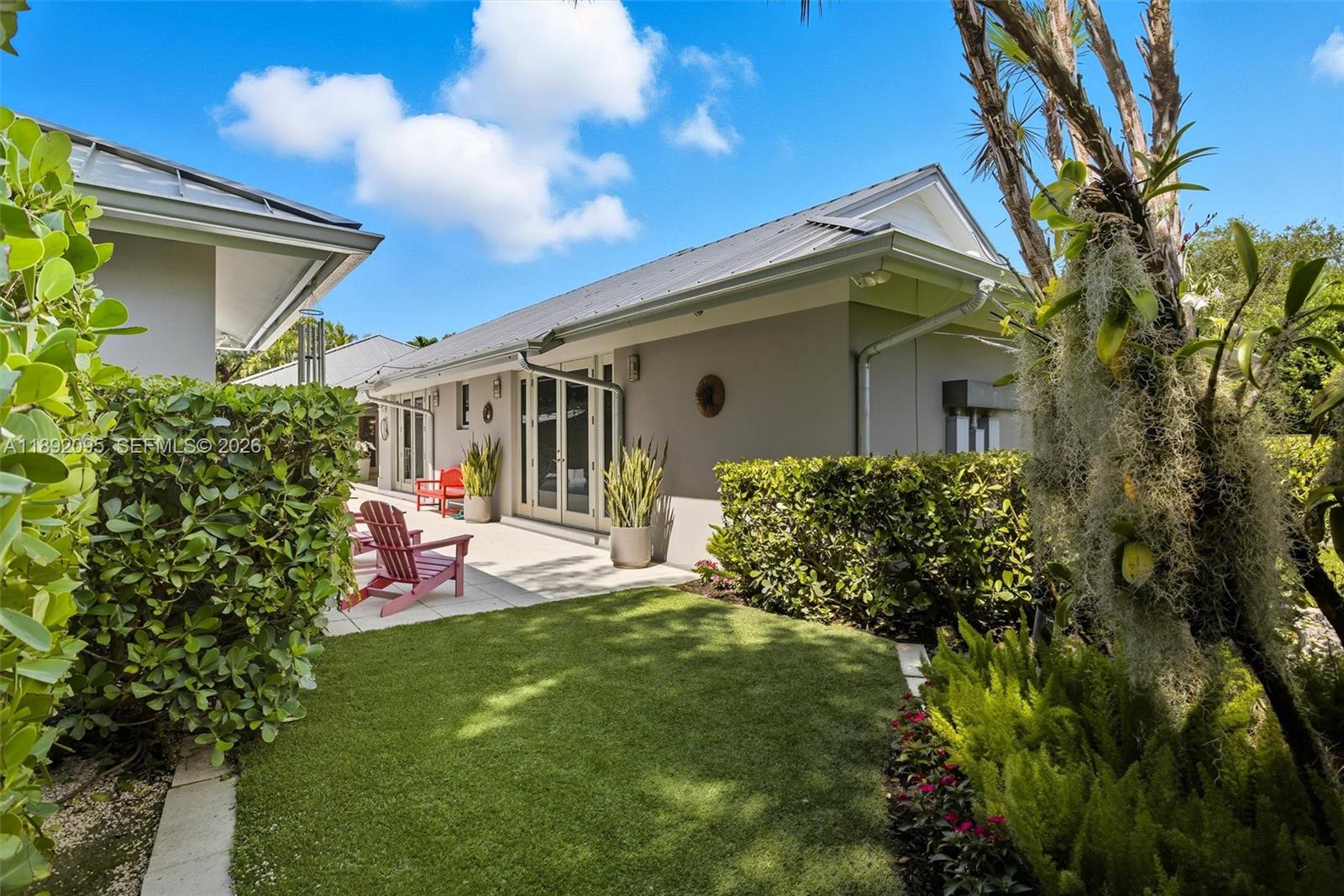 POINSETTIA ESTATES - Residential