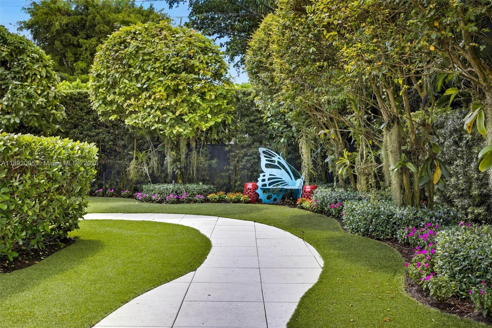 POINSETTIA ESTATES - Residential