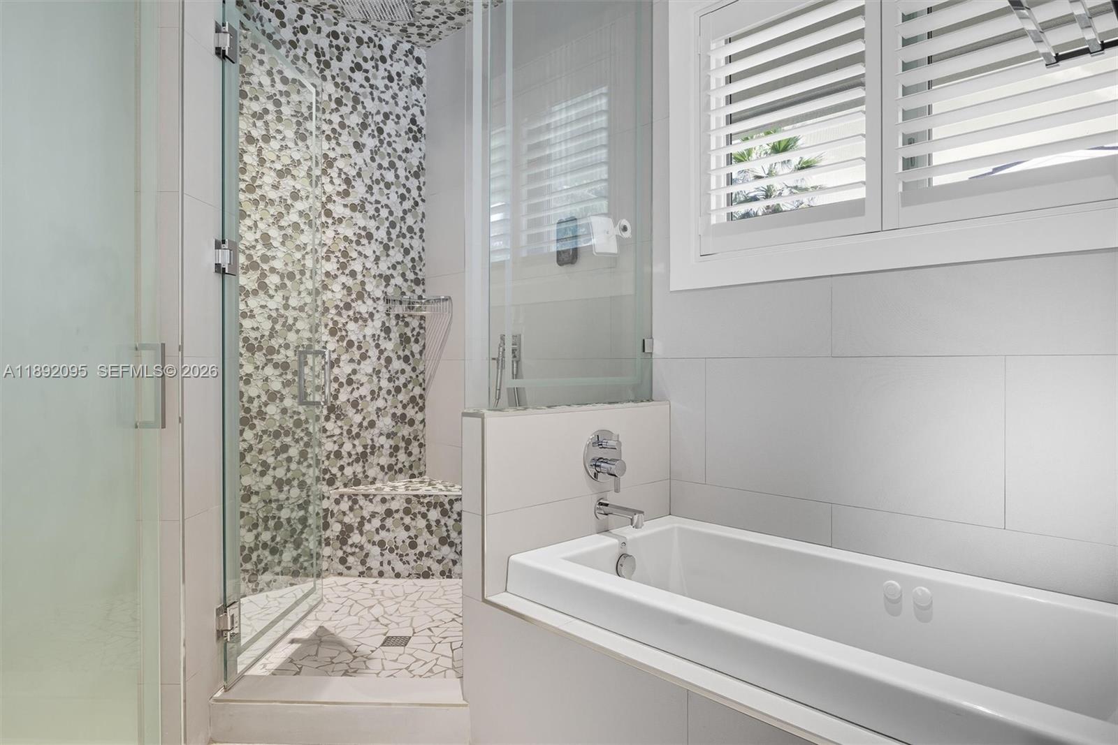 POINSETTIA ESTATES - Residential