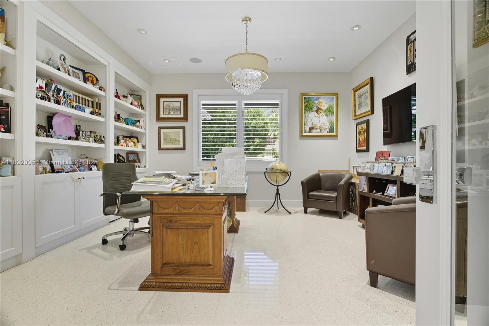 POINSETTIA ESTATES - Residential