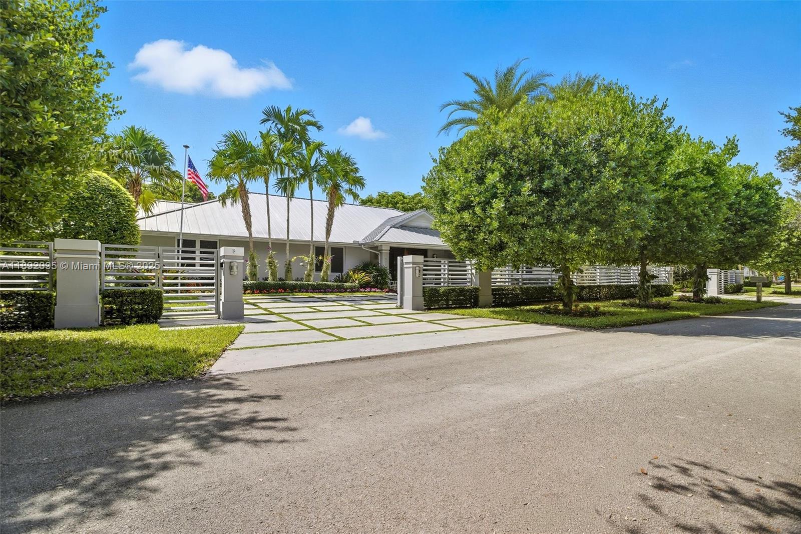 POINSETTIA ESTATES - Residential