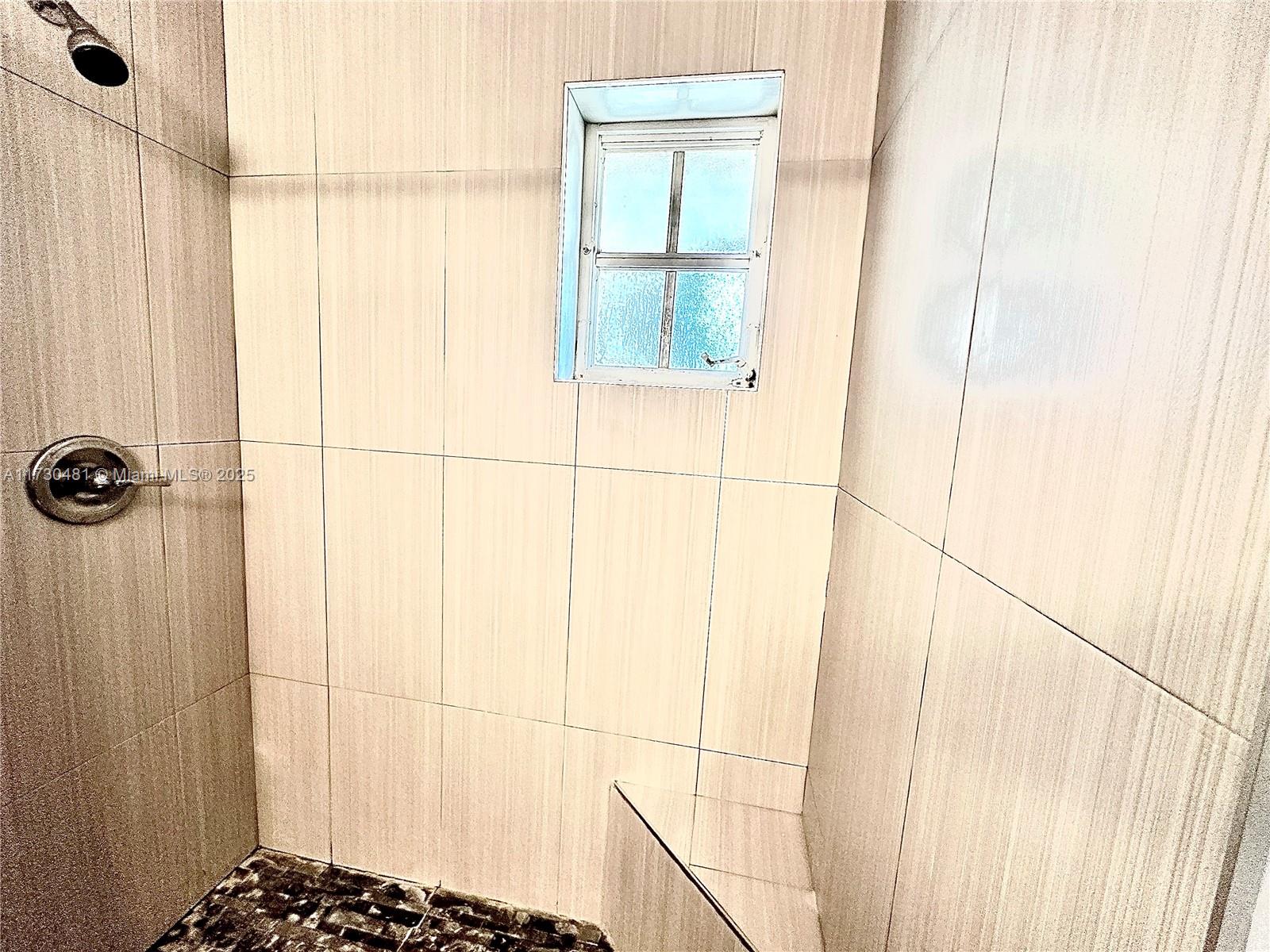 COURTYARDS AT KENDALL CON - Residential