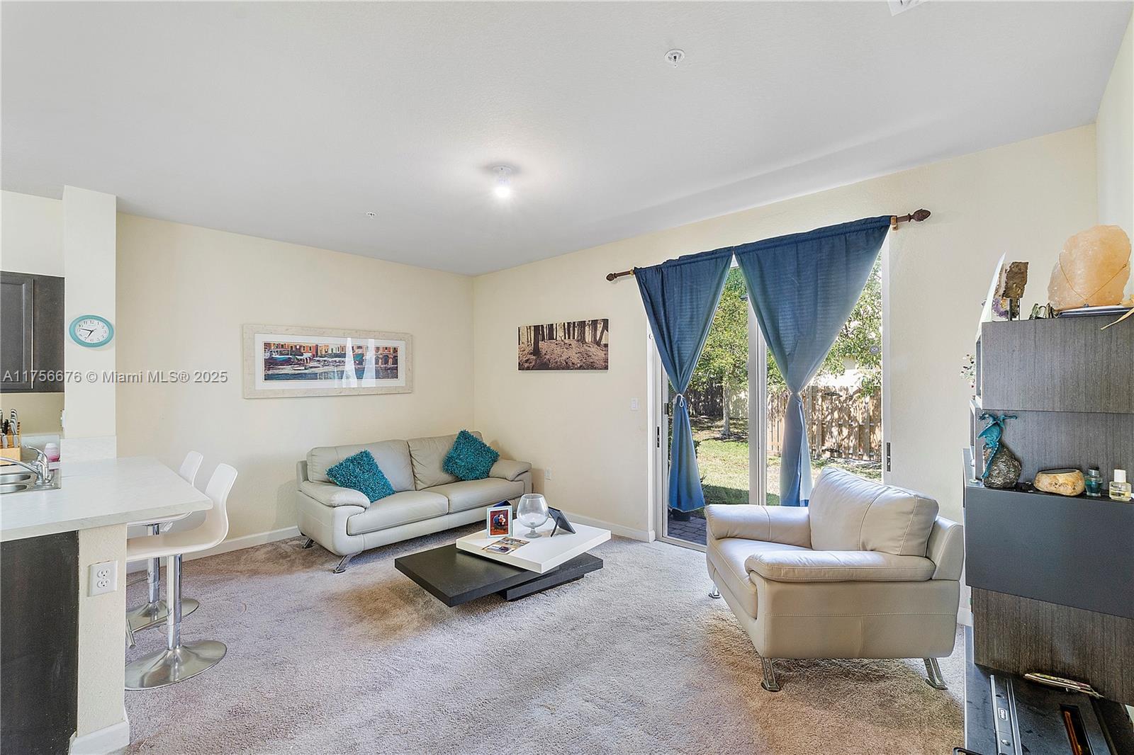 FIJI CONDO NO 1 - Residential