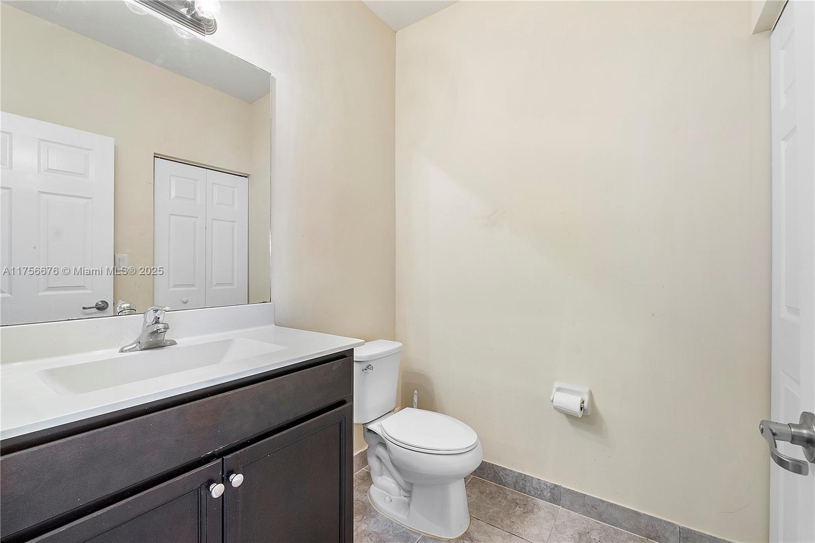 FIJI CONDO NO 1 - Residential