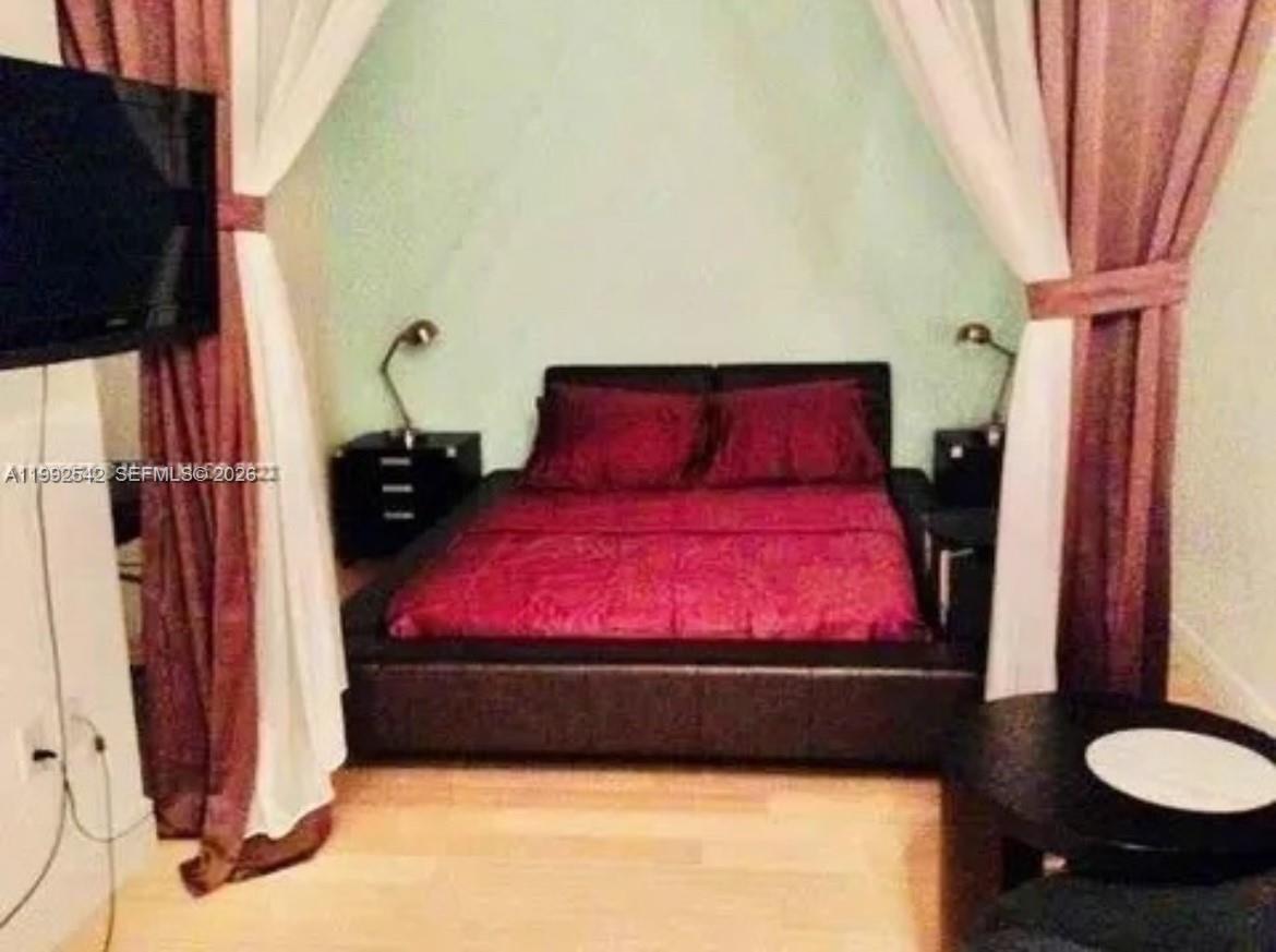 THE LOFT DOWNTOWN II COND - Residential