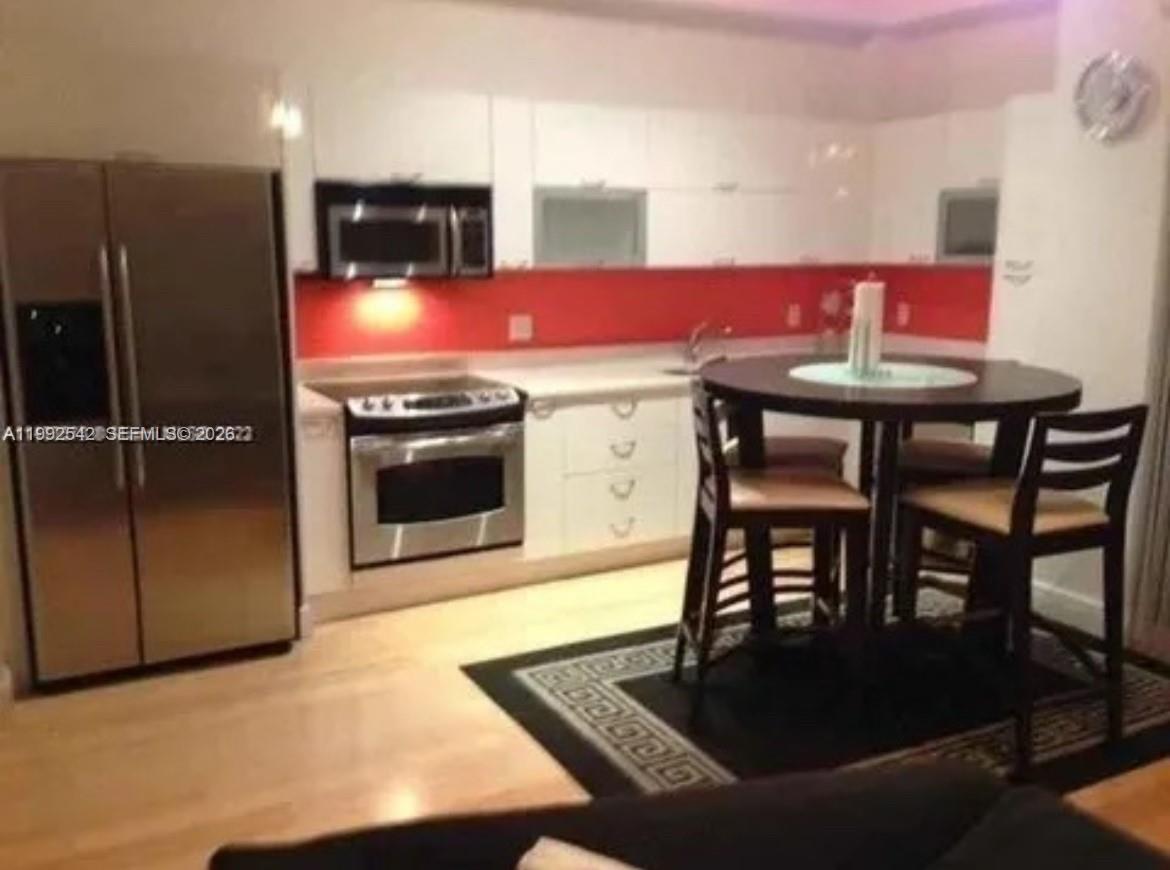 THE LOFT DOWNTOWN II COND - Residential