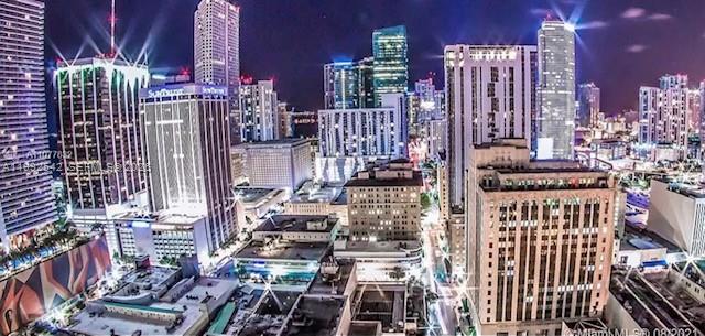 THE LOFT DOWNTOWN II COND - Residential