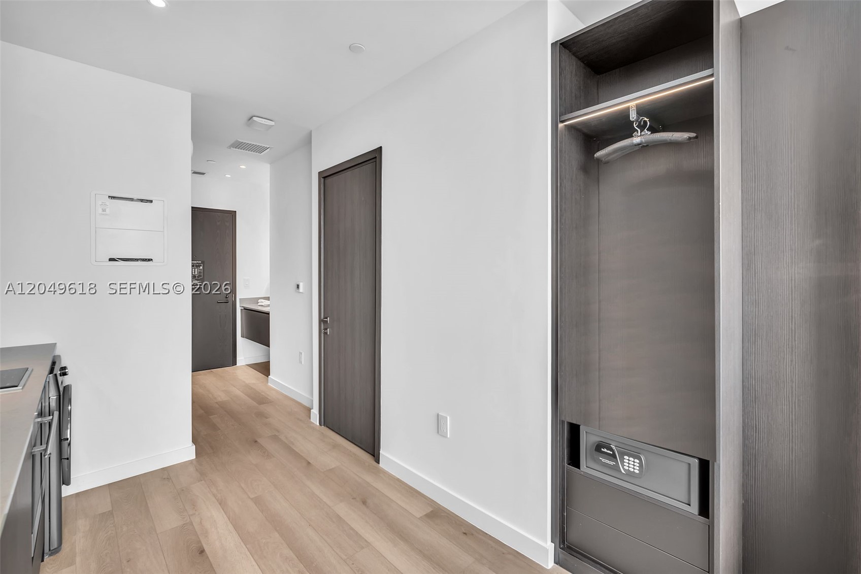 20 NE 11th St 4607A
