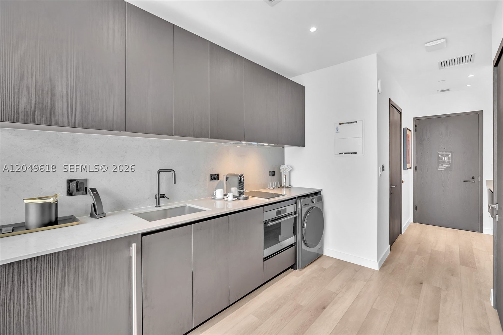 20 NE 11th St 4607A