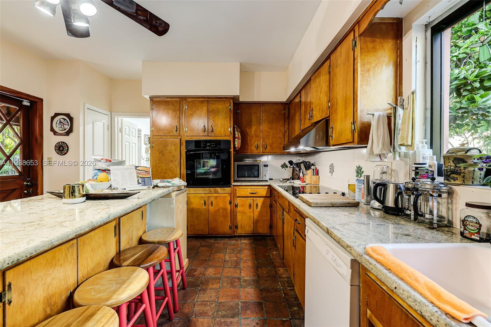 NATOMA MANORS - Residential