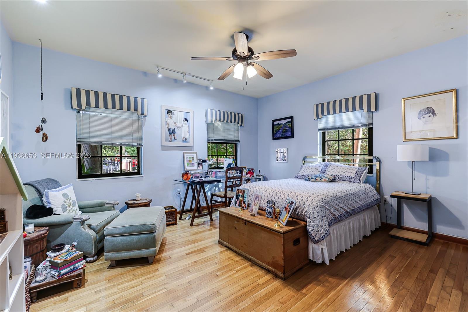 NATOMA MANORS - Residential