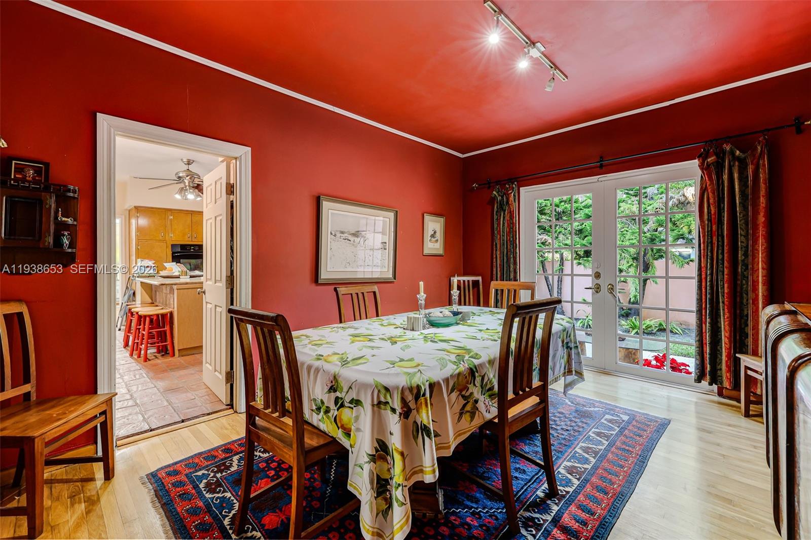 NATOMA MANORS - Residential