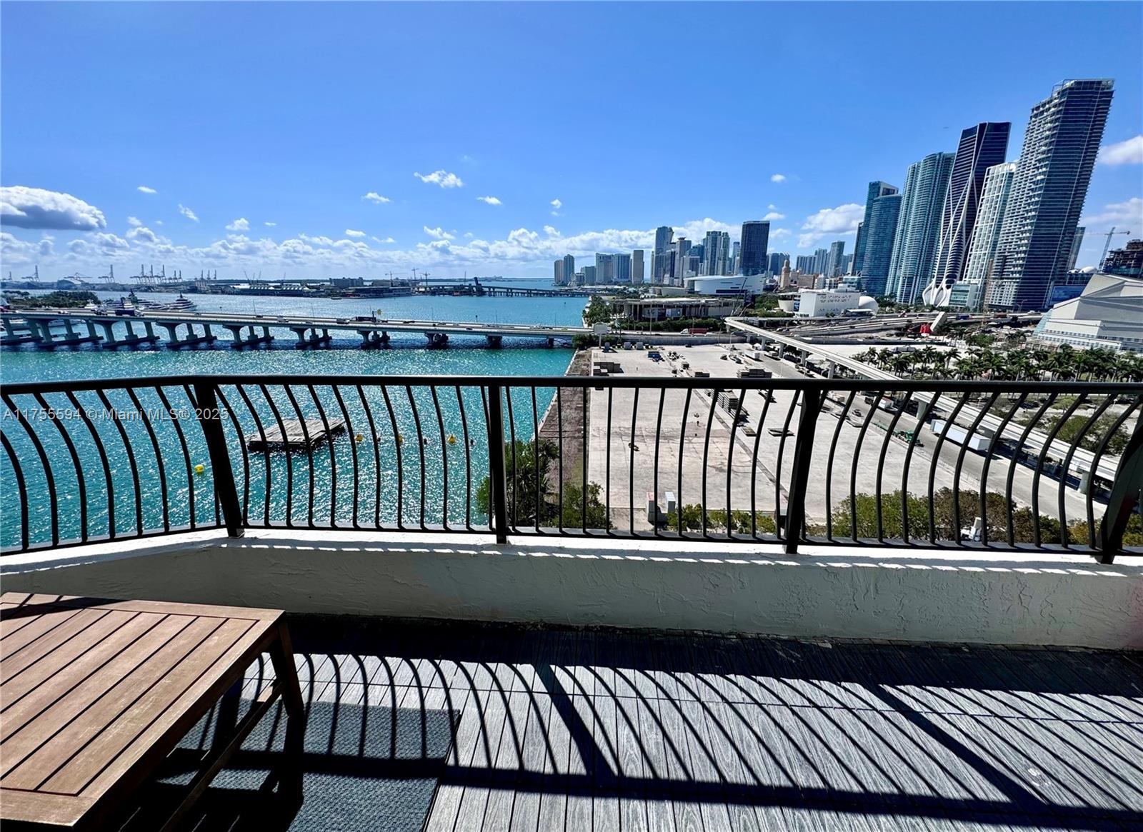555 Ne 15th St 17K, Miami, Broward County, Florida - 1 Bedrooms  
2 Bathrooms - 