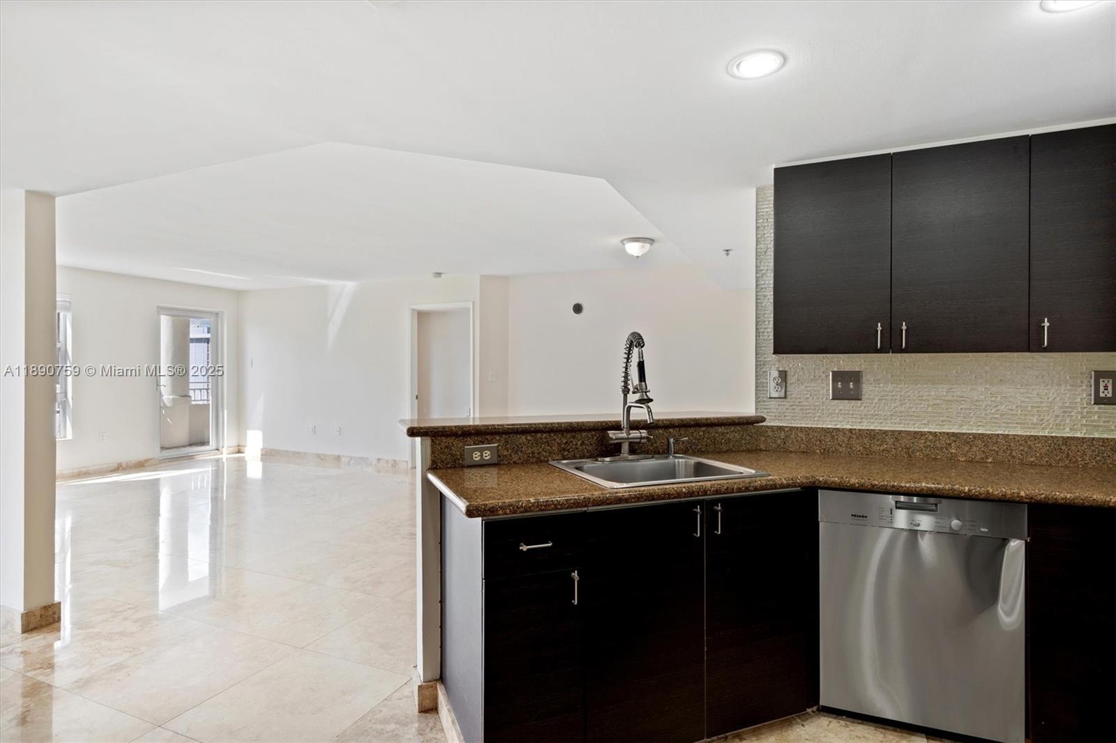 GABLES TERRACE CONDO - Residential