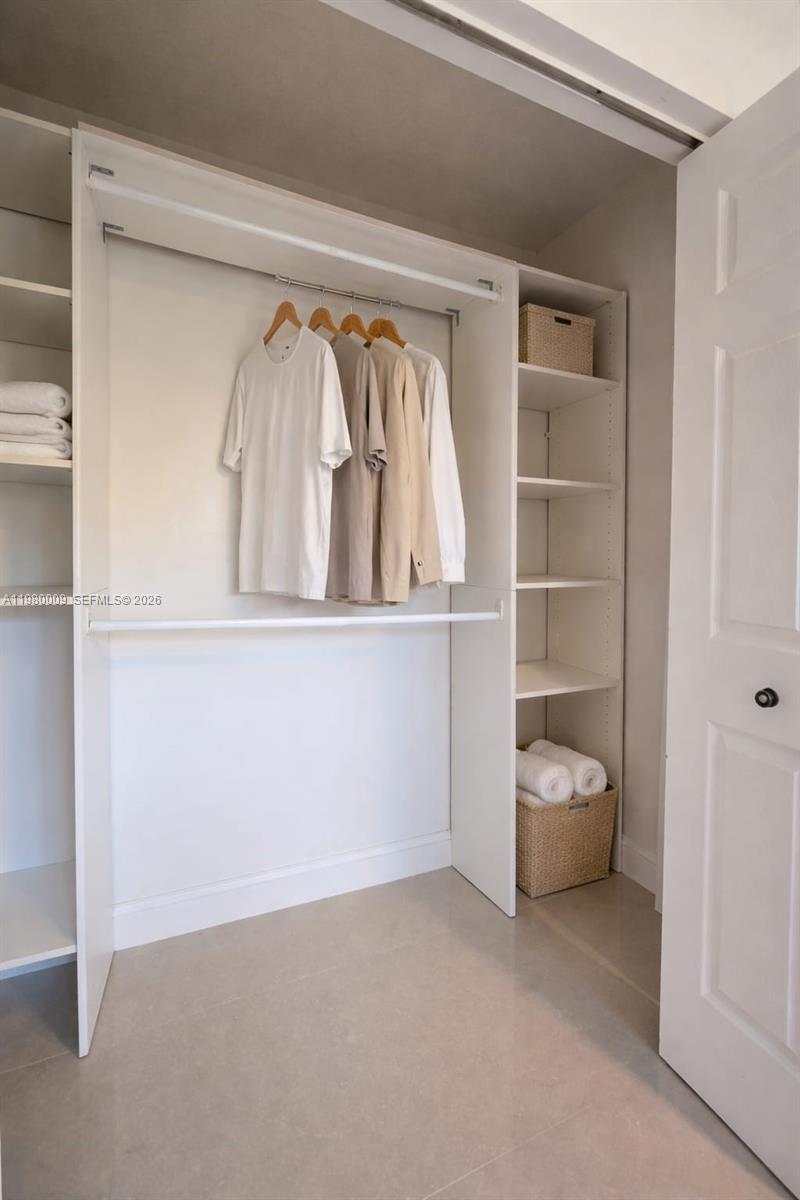 ANTIGUA VILLAGE II C COND - Residential