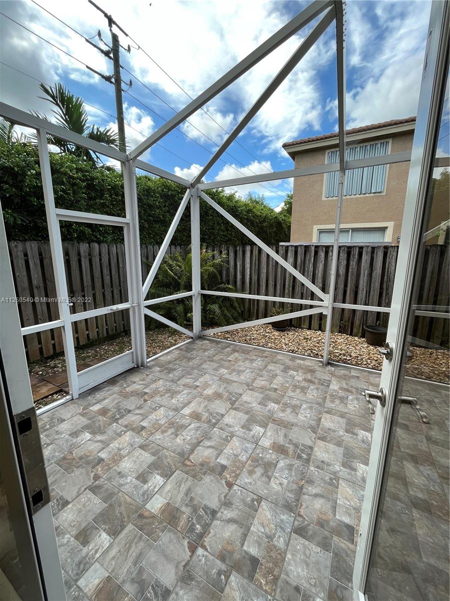 BANYAN TRAILS - Residential Lease