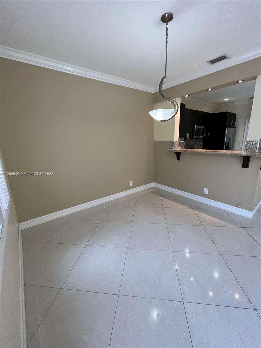 BANYAN TRAILS - Residential Lease