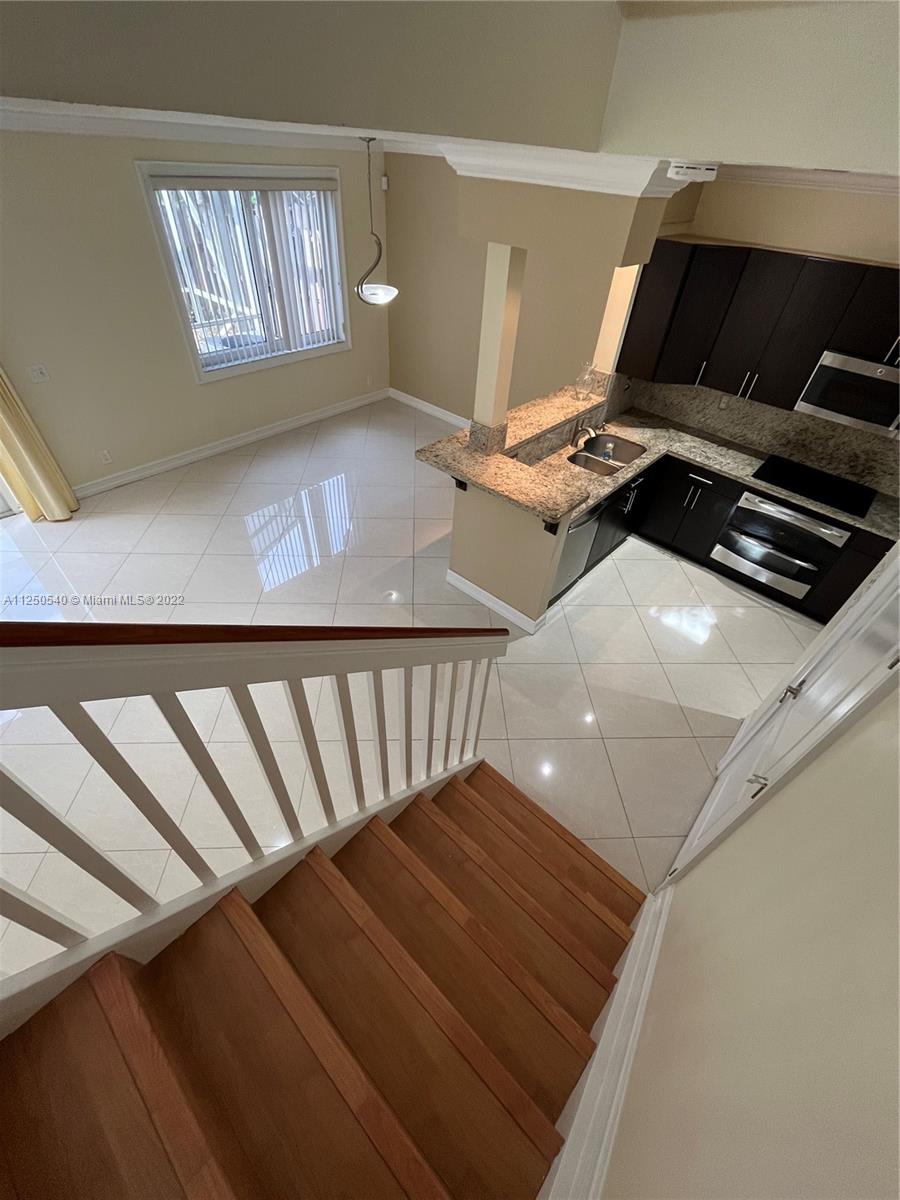 BANYAN TRAILS - Residential Lease