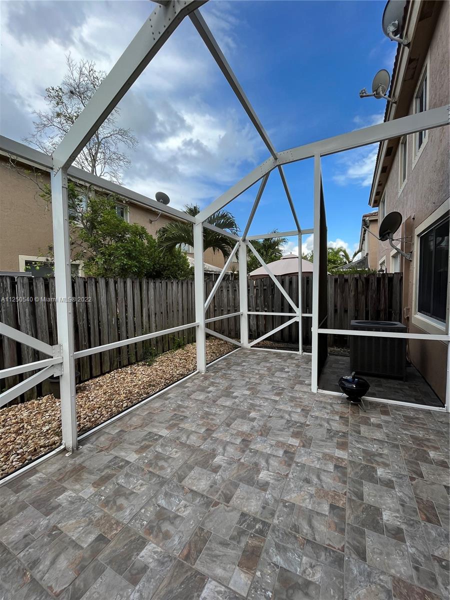 BANYAN TRAILS - Residential Lease