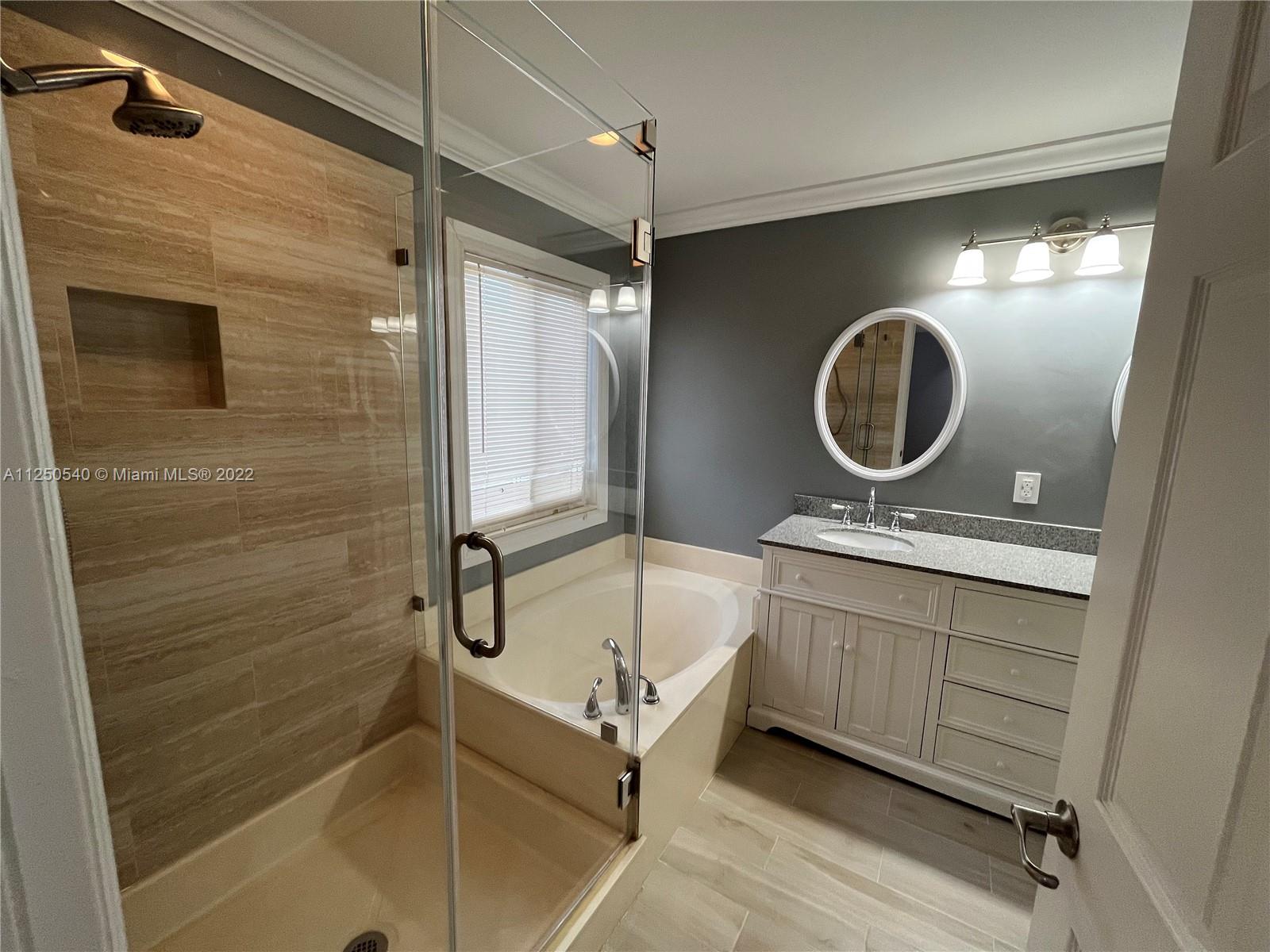 BANYAN TRAILS - Residential Lease