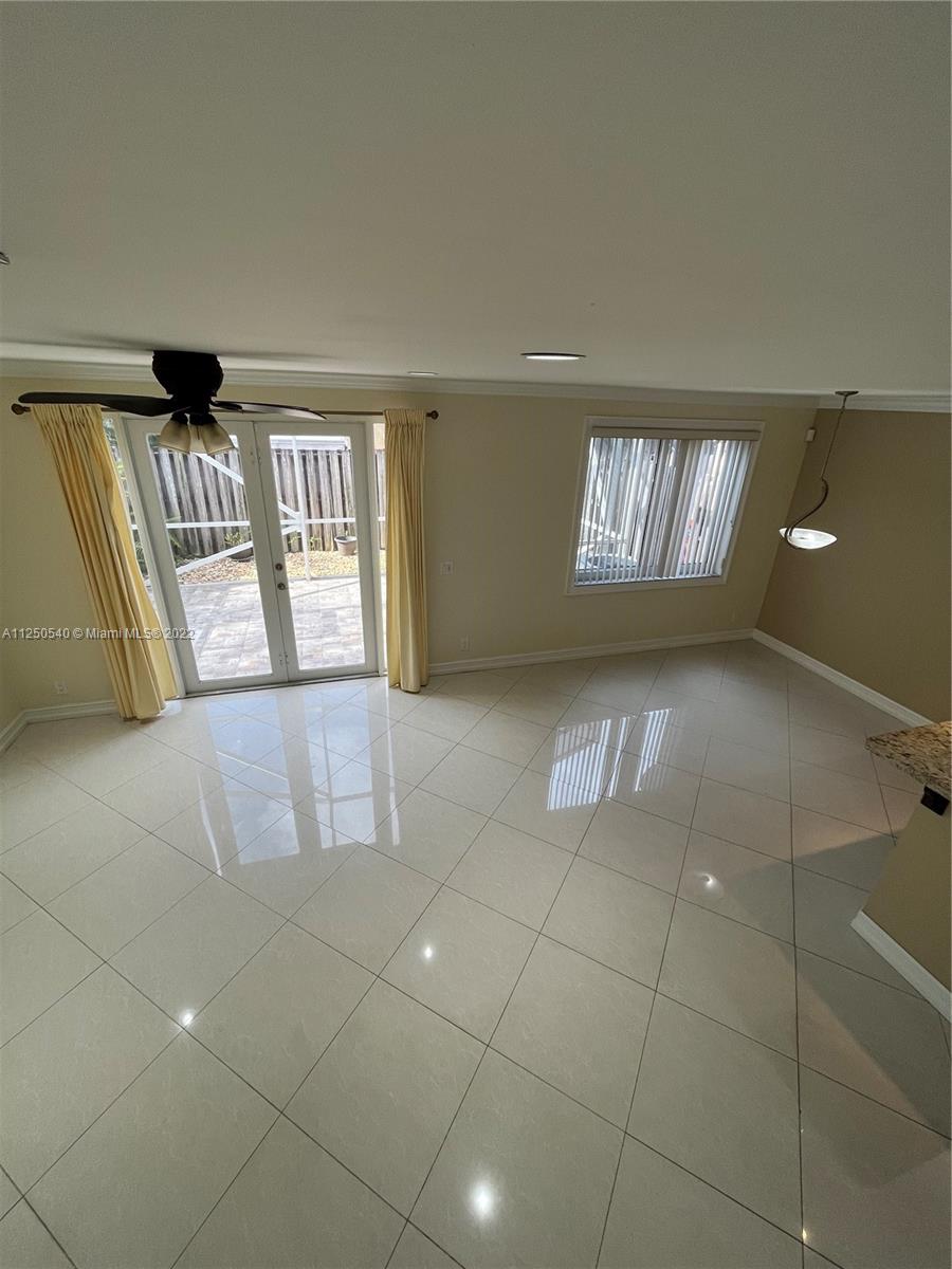 BANYAN TRAILS - Residential Lease