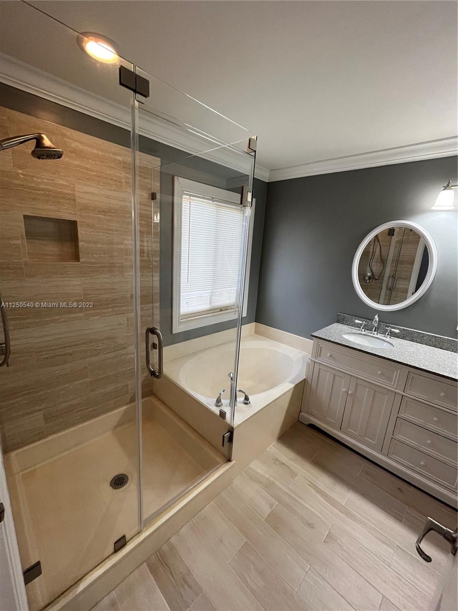 BANYAN TRAILS - Residential Lease