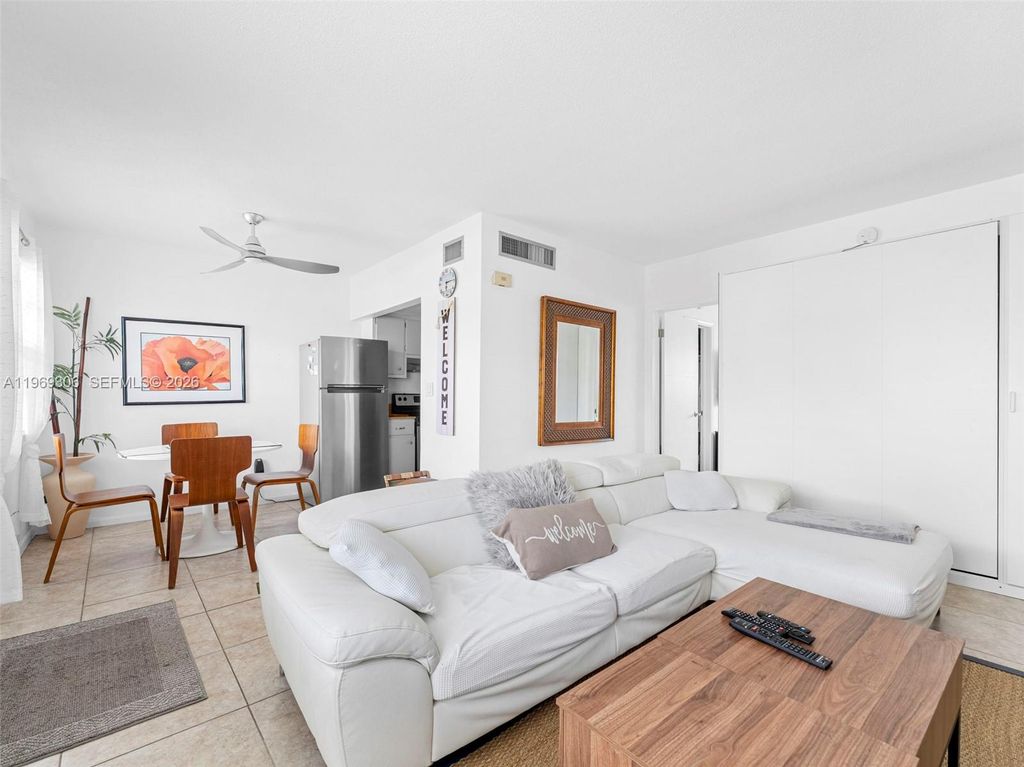 Photo of 3220 NE 10th St #5, Pompano Beach, FL (MLS # A11969306)