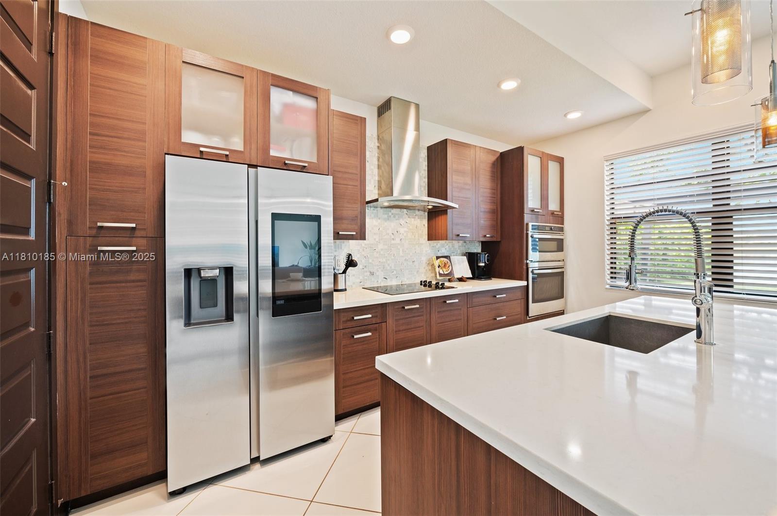 DUNNWOODY LAKE - Residential