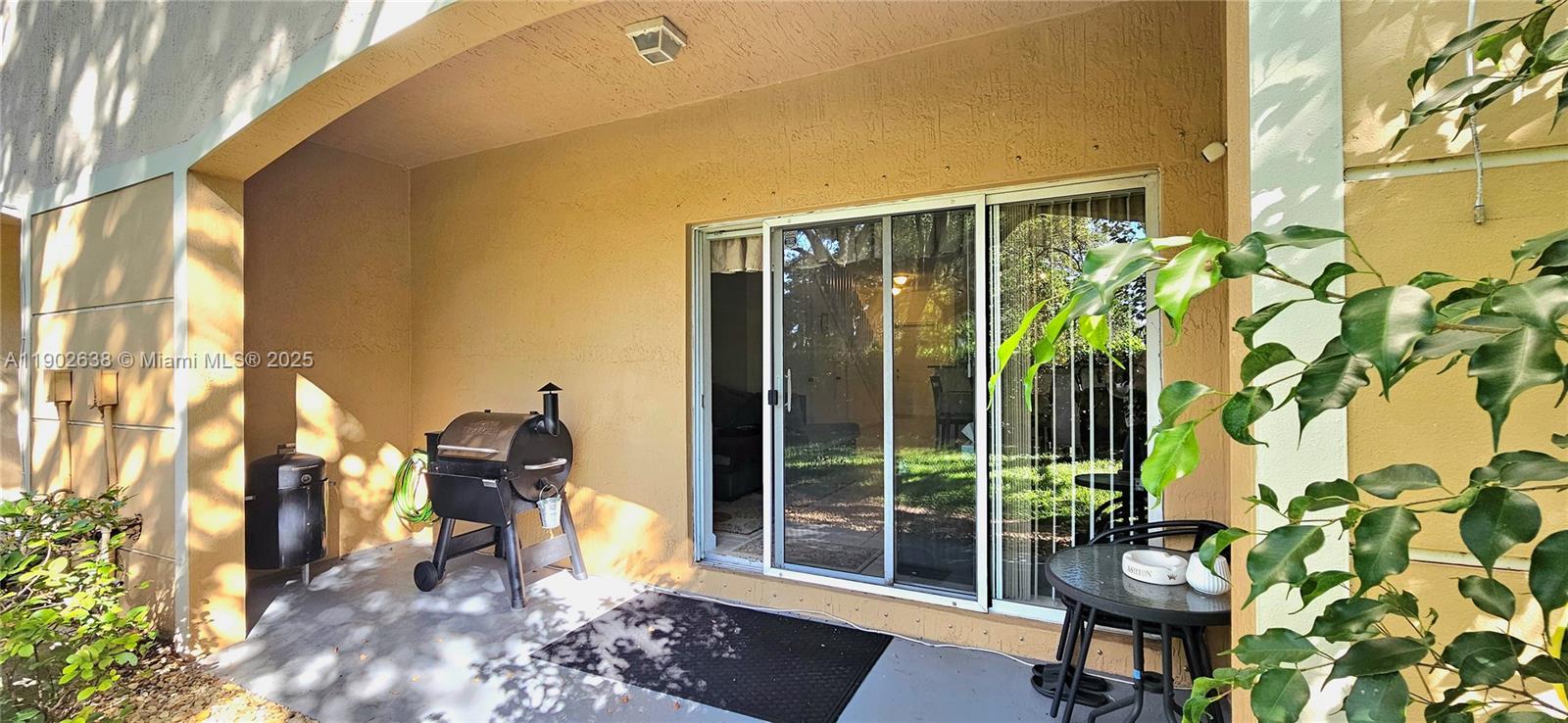 WOODLAND VILLAS 1ST ADD - Residential