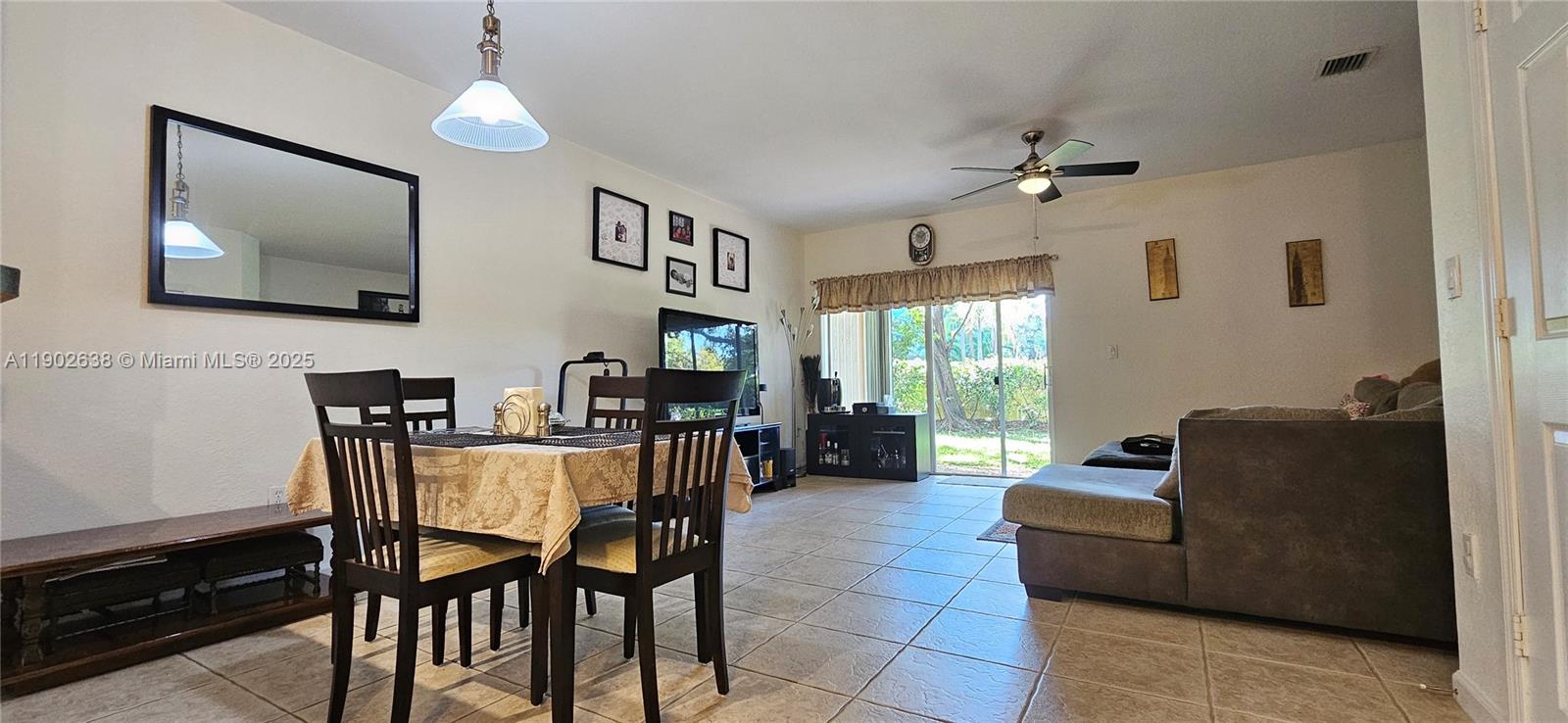 WOODLAND VILLAS 1ST ADD - Residential