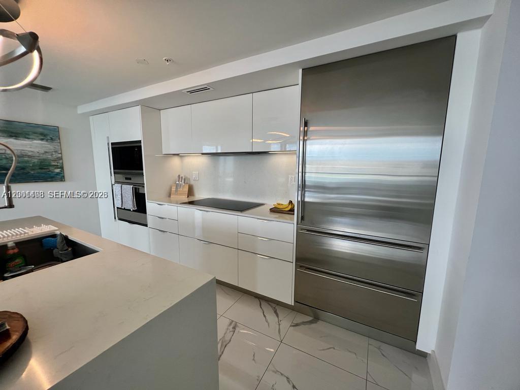 BIJOU BAY HARBOR - Residential Lease