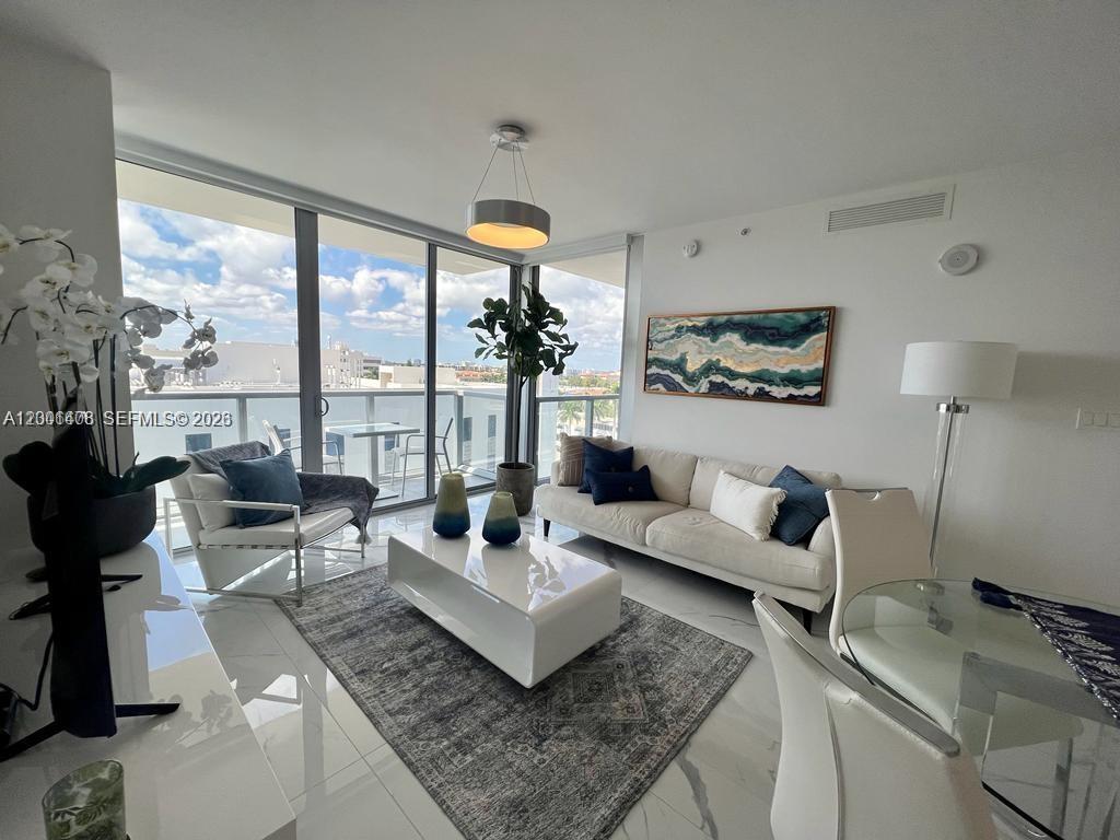 BIJOU BAY HARBOR - Residential Lease