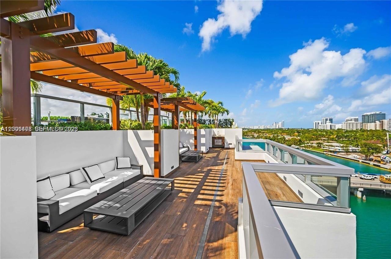 BIJOU BAY HARBOR - Residential Lease